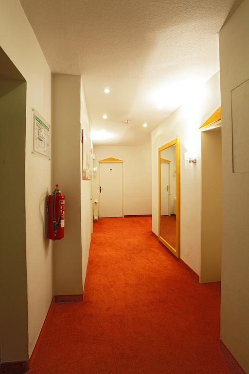 Warsteinerhof By Centro Comfort Köln Ngoại thất bức ảnh